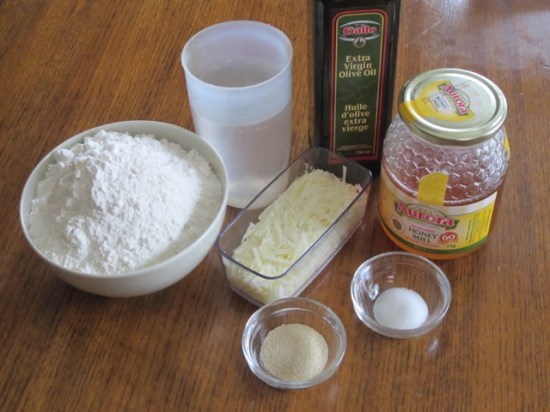 Easy Parmesan Bread myfavouritepastime.com