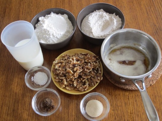 Pain au noix myfavouritepastime.com