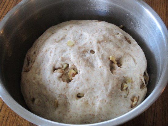 Pain au noix myfavouritepastime.com