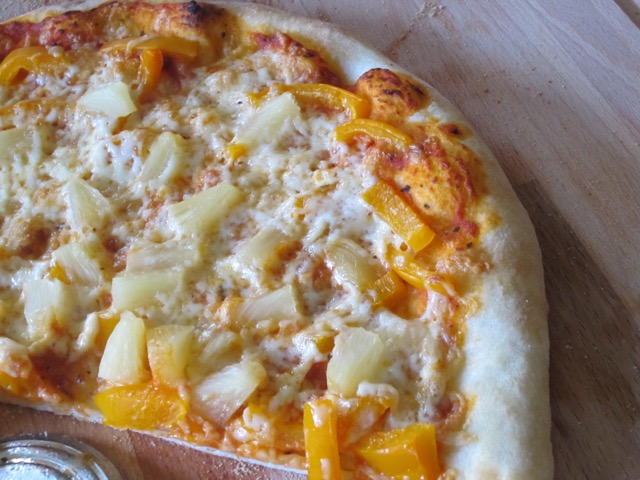 Pineapple, Capsicum and Cheese Pizza myfavouritepastime.com