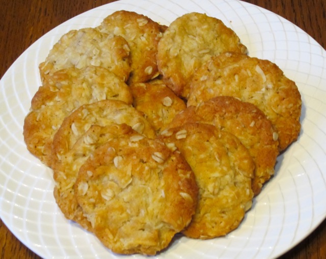 Anzac Biscuits myfavouritepastime.com