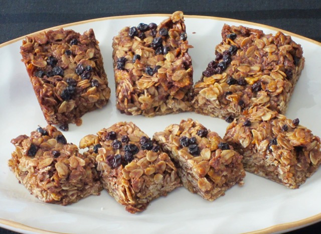 Chocolate Honey Oat Bars myfavouritepastime.com