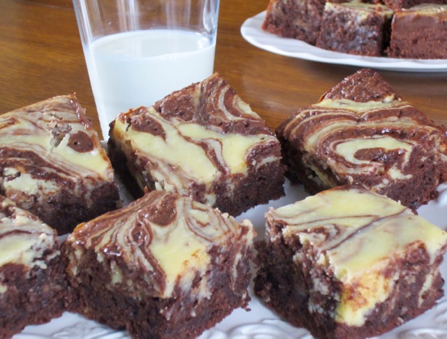 Cheesecake Brownies myfavouritepastime.com