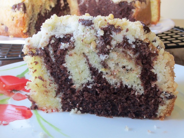 Marbled Chocolate and Lime Crumble Cake myfavouritepastime.com