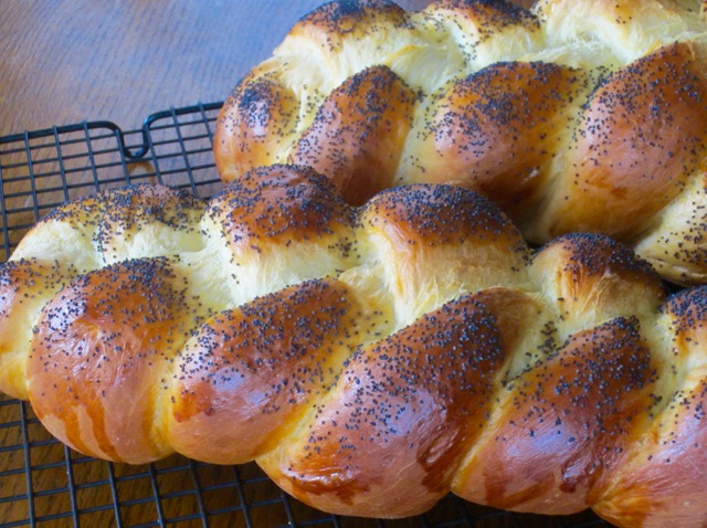 Challah myfavouritepastime.com