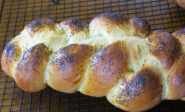 Challah myfavouritepastime.com