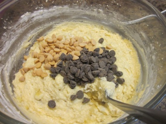 Chocolate Butterscotch Banana Bread myfavouritepastime.com