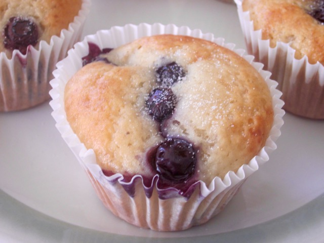 Blueberry Banana and Vanilla Muffins myfavouritepastime.com Blueberry Banana & Vanilla Muffins myfavouritepastime.com