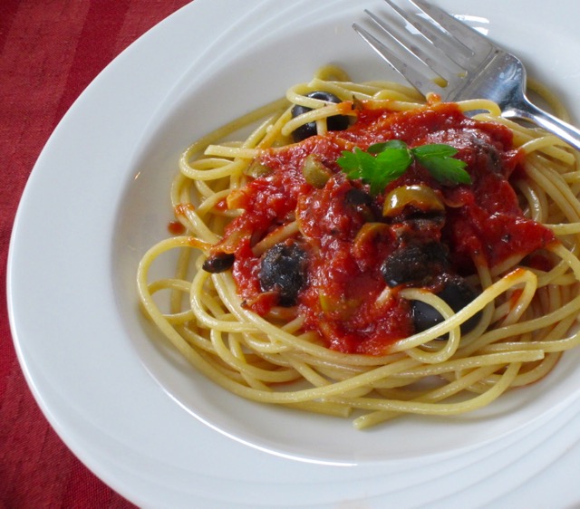 Spaghetti with Tomatoes olives and Capers myfavouritepastime.com