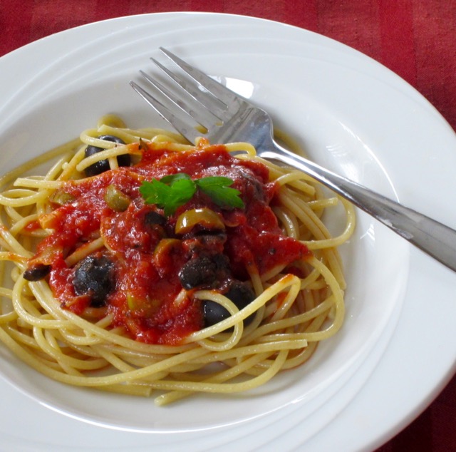 Spaghetti with Tomatoes olives and Capers myfavouritepastime.com