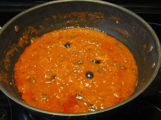 Spaghetti with Tomatoes olives and Capers myfavouritepastime.com