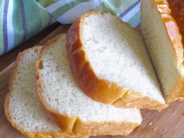The Best Homemade White Bread myfavouritepastime.com