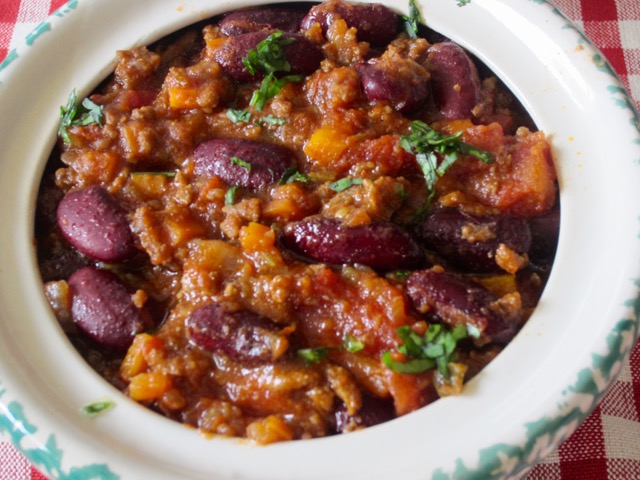 Easy Chilli Con Carne myfavouritepastime.com