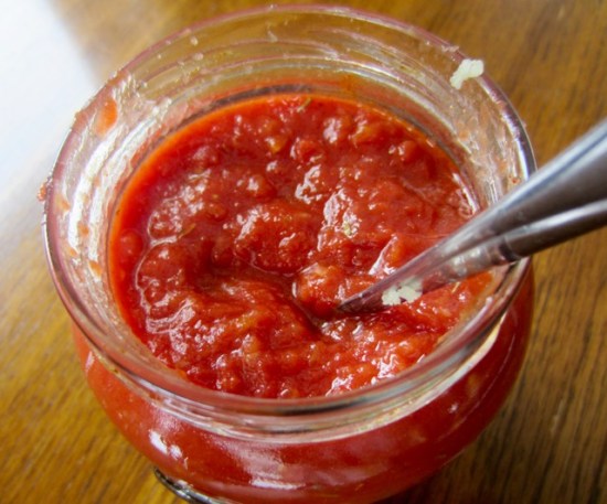 Simple Pizza Sauce myfavouritepastime.com