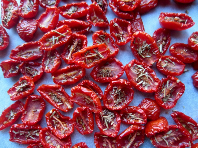 Sun-Dried Cherry Tomatoes after two days myfavouritepastime.com
