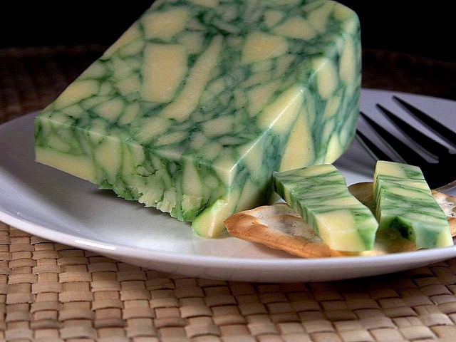 Sage Derby Cheese myfavouritepastime.com