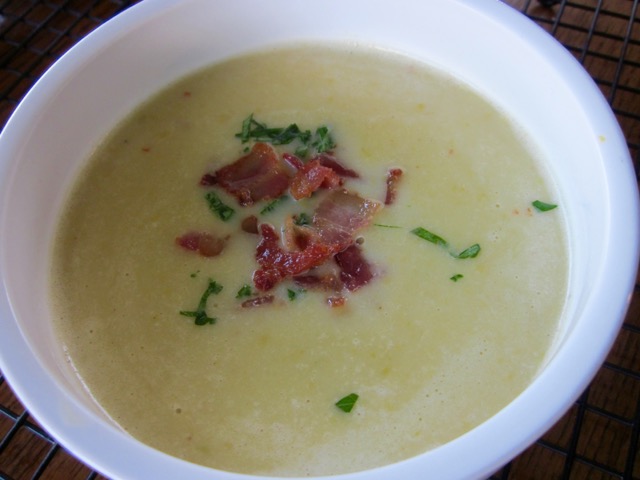 Cream Style Corn and Bacon Soup myfavouritepastime.com