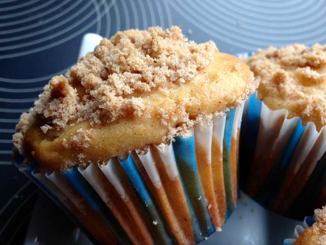 Apple Streusel Muffins myfavouritepastime.com