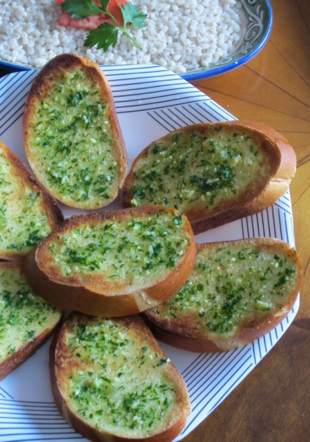 Quick Garlic Bread myfavouritepastime.com