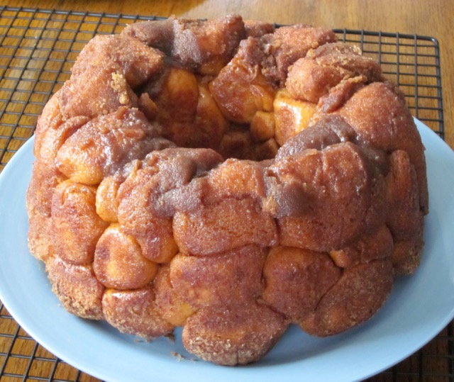 Homemade Cinnamon and Caramel Monkey Bread myfavouritepastime.com