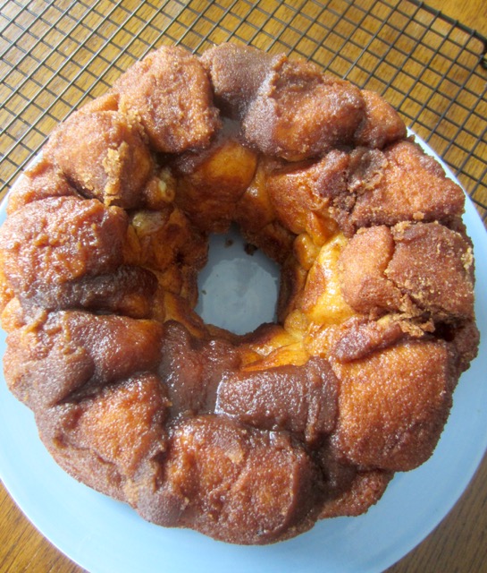 Homemade Cinnamon and Caramel Monkey Bread myfavouritepastime.com