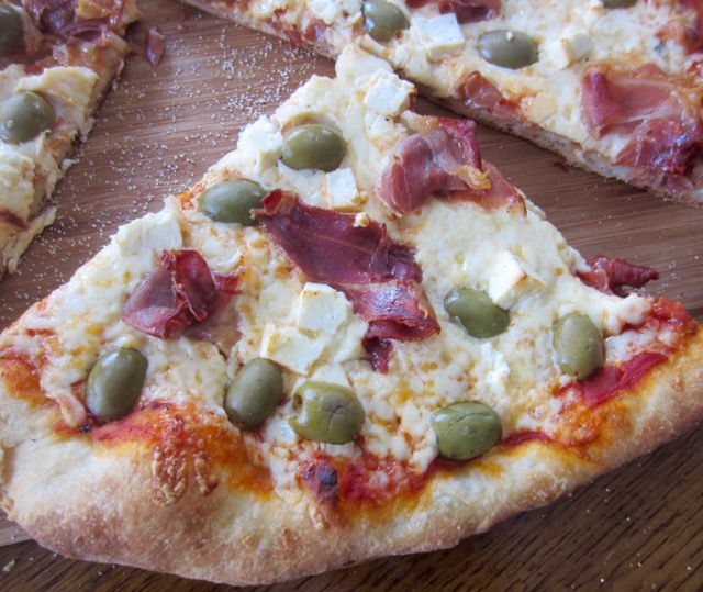 Prosciutto Feta and Green Olive Pizza myfavouritepastime.com
