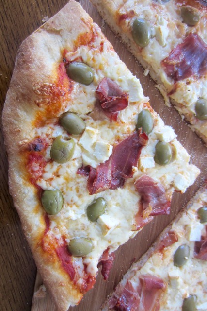 Prosciutto Feta and Green Olive Pizza myfavouritepastime.com