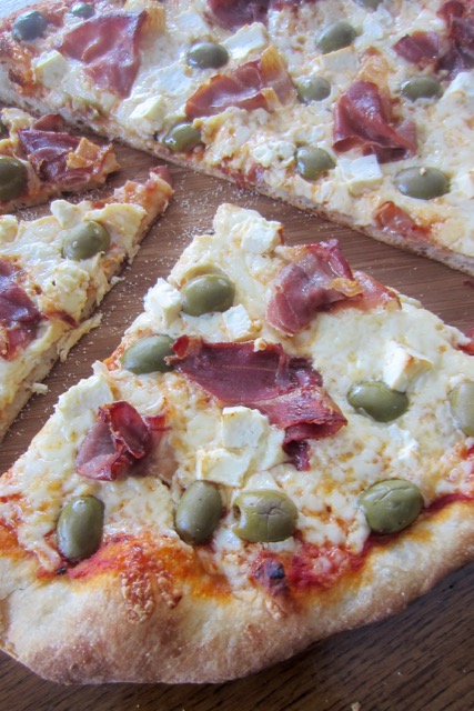 Prosciutto Feta and Green Olive Pizza myfavouritepastime.com