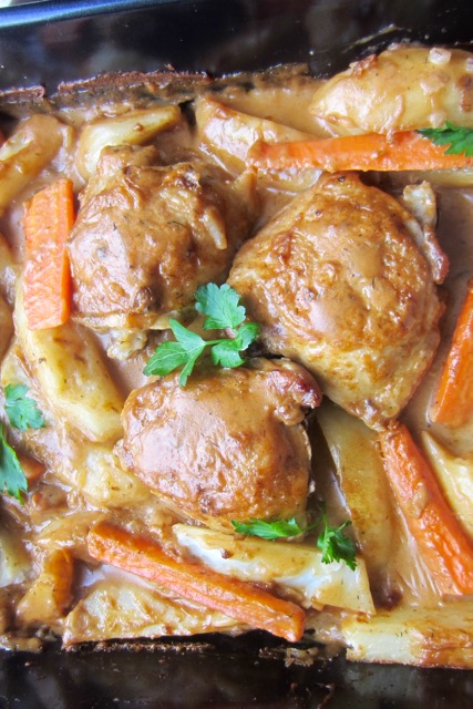 Chicken in Mushroom, Onion and Sour Cream Sauce myfavouritepastime.com