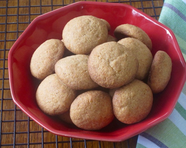 Spicy Cayenne Pepper Cookies myfavouritepastime.com