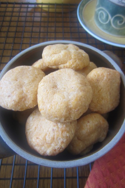 Cheddar Cheese Cookies myfavouritepastime.com