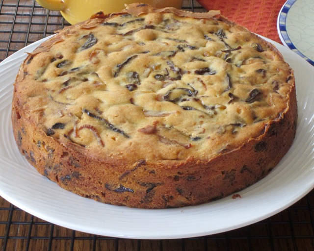 Cream Cheese Fruit Cake myfavouritpastime.com