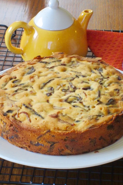 Cream Cheese Fruit Cake myfavouritpastime.com