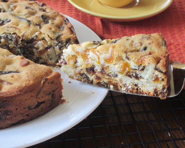 Cream Cheese Fruit Cake myfavouritpastime.com