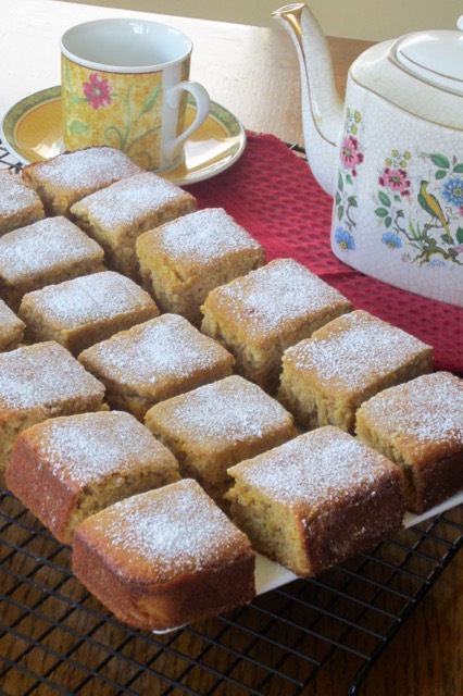 Caramel Banana Cake myfavouritepastime.com