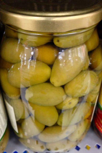 Bella di Cerignola Olives myfavouritepastime.com